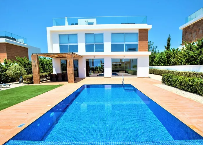 Luxurioese Mit Privatem Pool Und Whirlpool By Interhome * Πέγεια