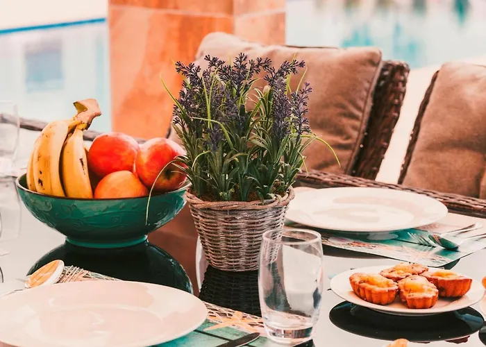 Luxurioese Mit Privatem Pool Und Whirlpool By Interhome Σπίτι διακοπών