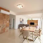 Luxurioese Mit Privatem Pool Und Whirlpool By Interhome بيت للعطل