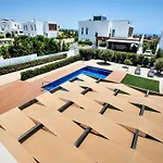 Luxurioese Mit Privatem Pool Und Whirlpool By Interhome *