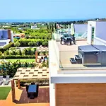 Luxurioese Mit Privatem Pool Und Whirlpool By Interhome بيت للعطل *