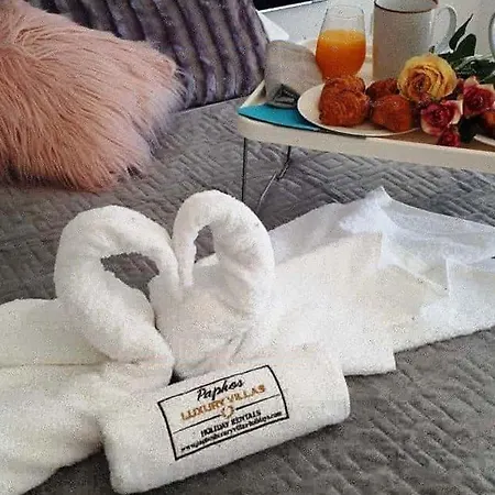 Luxurioese Mit Privatem Pool Und Whirlpool By Interhome Prázdninový dům *