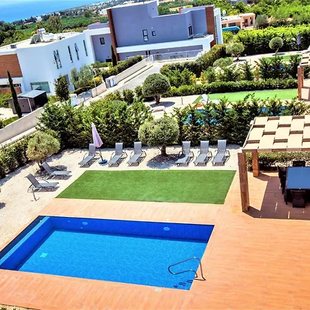 Luxurioese Mit Privatem Pool Und Whirlpool By Interhome Prázdninový dům Pegeia