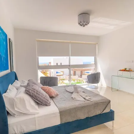 Luxurioese Mit Privatem Pool Und Whirlpool By Interhome Prázdninový dům *