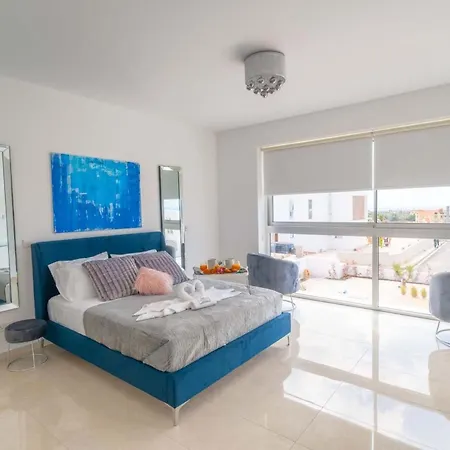 Prázdninový dům Luxurioese Mit Privatem Pool Und Whirlpool By Interhome *