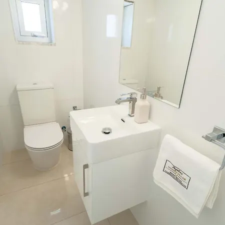 Luxurioese Mit Privatem Pool Und Whirlpool By Interhome *