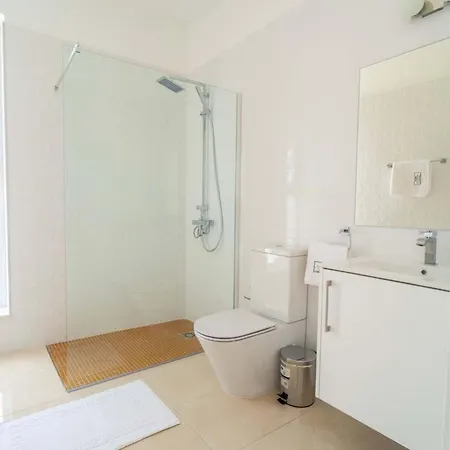 Luxurioese Mit Privatem Pool Und Whirlpool By Interhome Pegeia