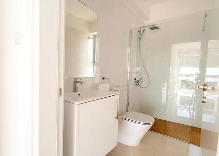 Luxurioese Mit Privatem Pool Und Whirlpool By Interhome Prázdninový dům *