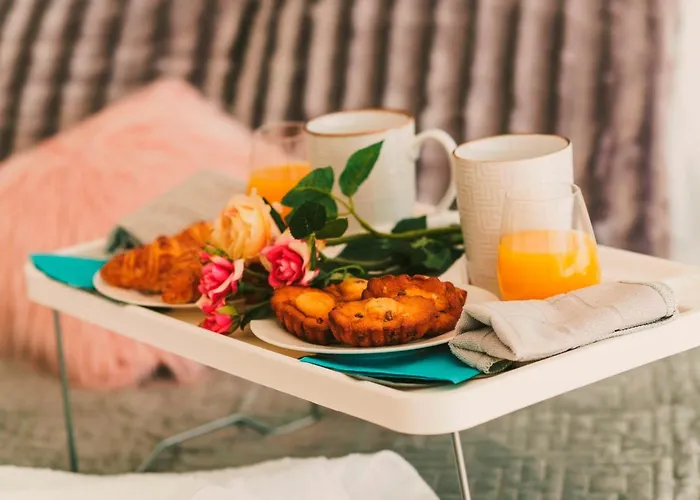 Luxurioese Mit Privatem Pool Und Whirlpool By Interhome Prázdninový dům