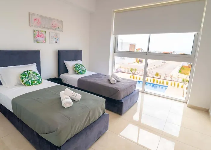 Prázdninový dům Luxurioese Mit Privatem Pool Und Whirlpool By Interhome