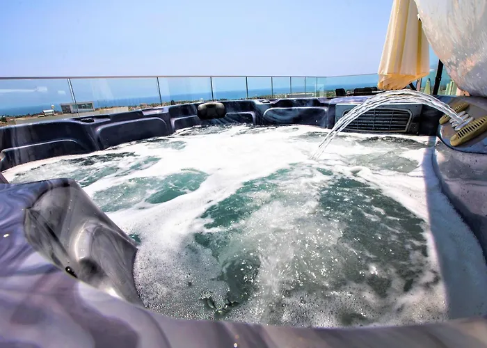 Luxurioese Mit Privatem Pool Und Whirlpool By Interhome Prázdninový dům Pegeia